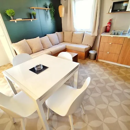 キャンプ場 Mobil-home Eucalyptus